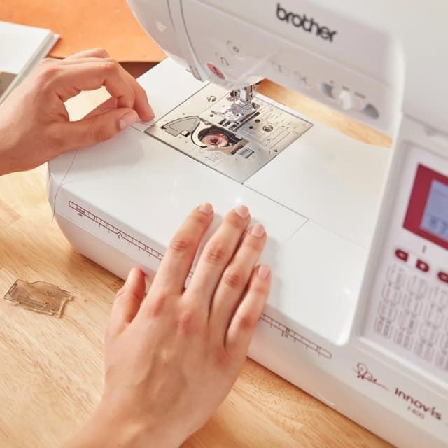 Brother Innov-is F400 – Máquina de Coser Electrónica con 40 Puntadas y Cortahílos Automático Automático - Imagen 4